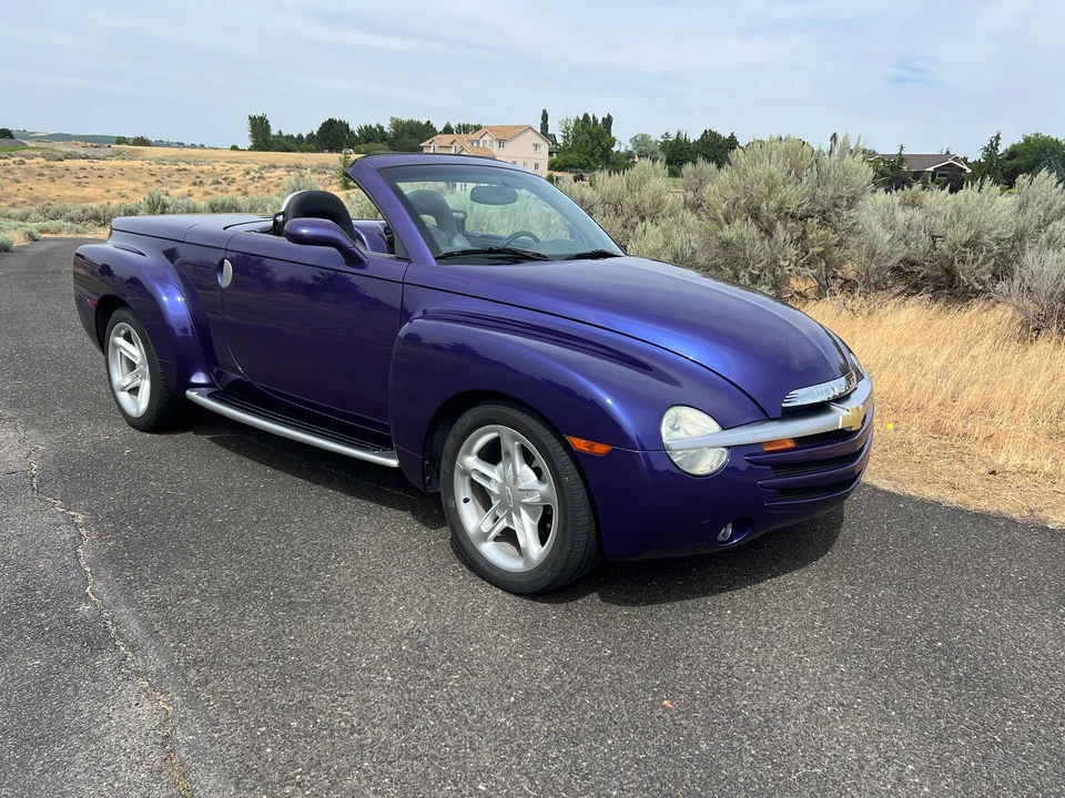 2004 Chevrolet SSR - Image 6 of 31