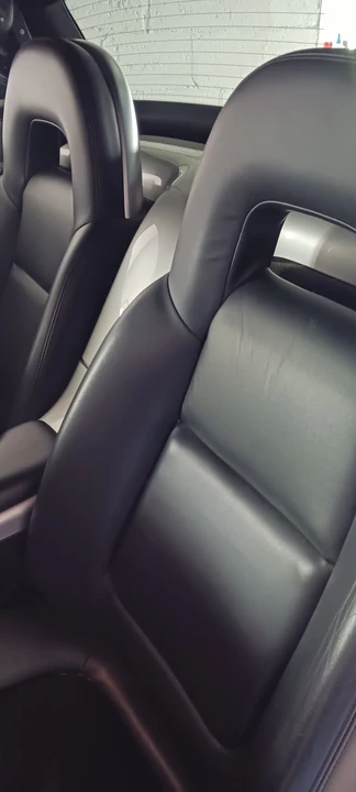 2004 Chevrolet SSR - Image 15 of 24