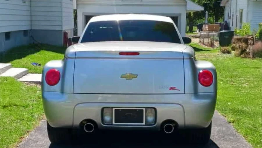 2004 Chevrolet SSR - Image 4 of 24