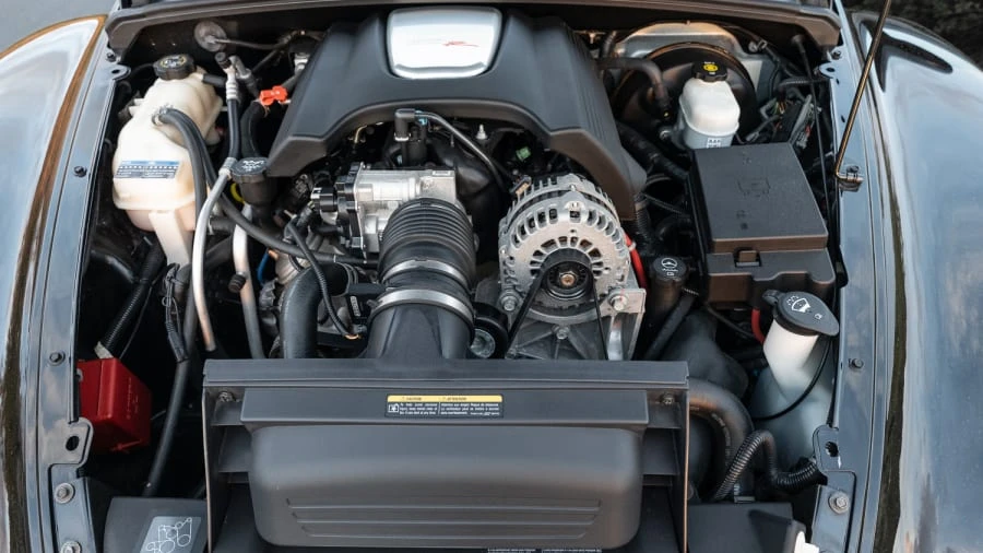 2004 Chevrolet SSR - Image 24 of 26