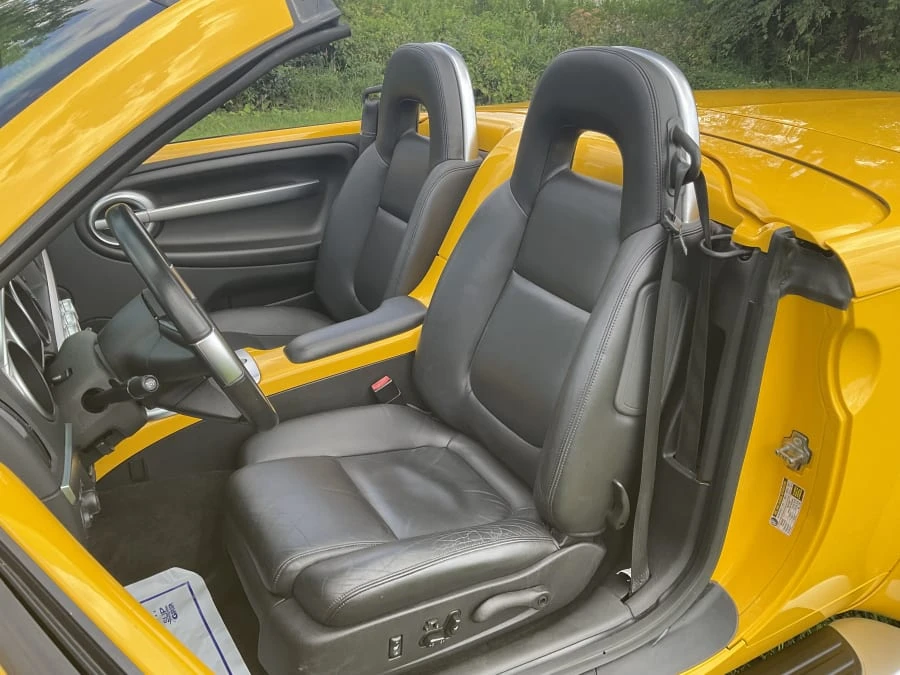2004 Chevrolet SSR - Image 7 of 11