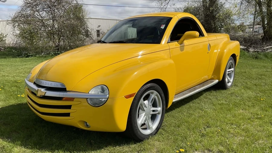 2004 Chevrolet SSR - Image 4 of 15