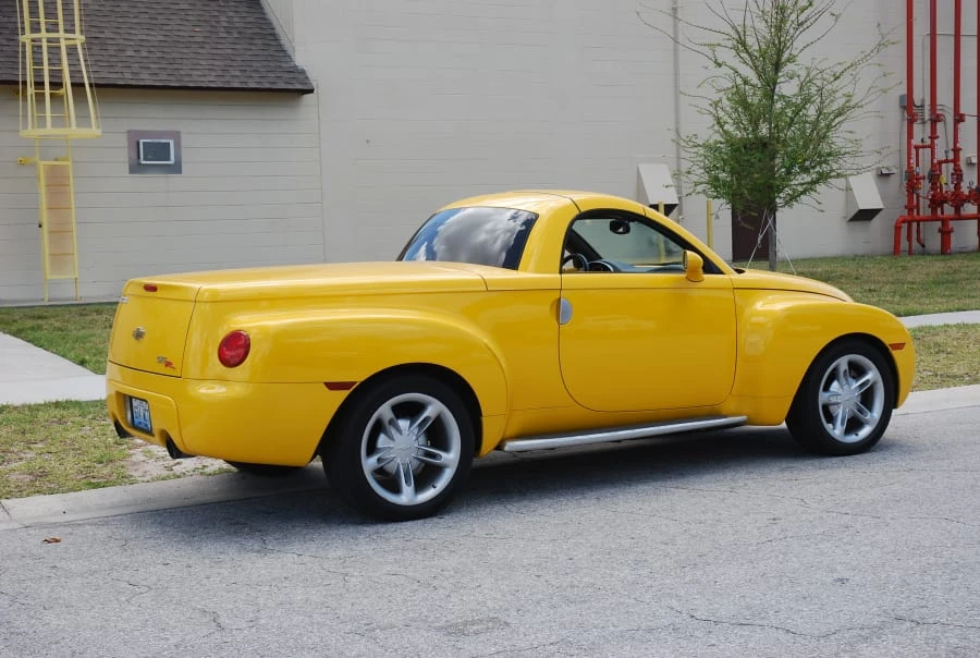 2004 Chevrolet SSR - Image 7 of 9