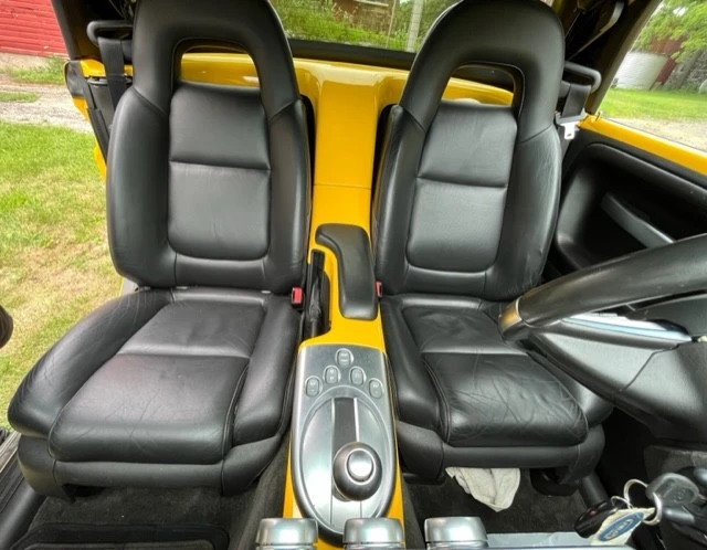 2004 Chevrolet SSR - Image 9 of 13