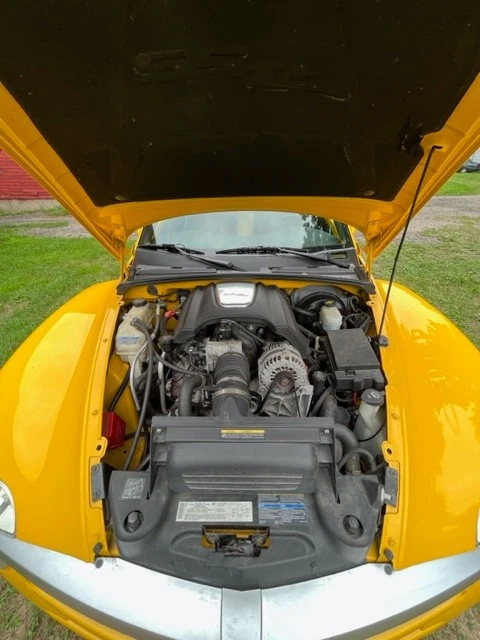2004 Chevrolet SSR - Image 10 of 13