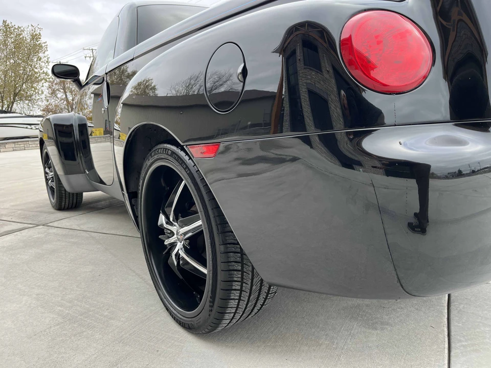 2004 Chevrolet SSR - Image 31 of 31