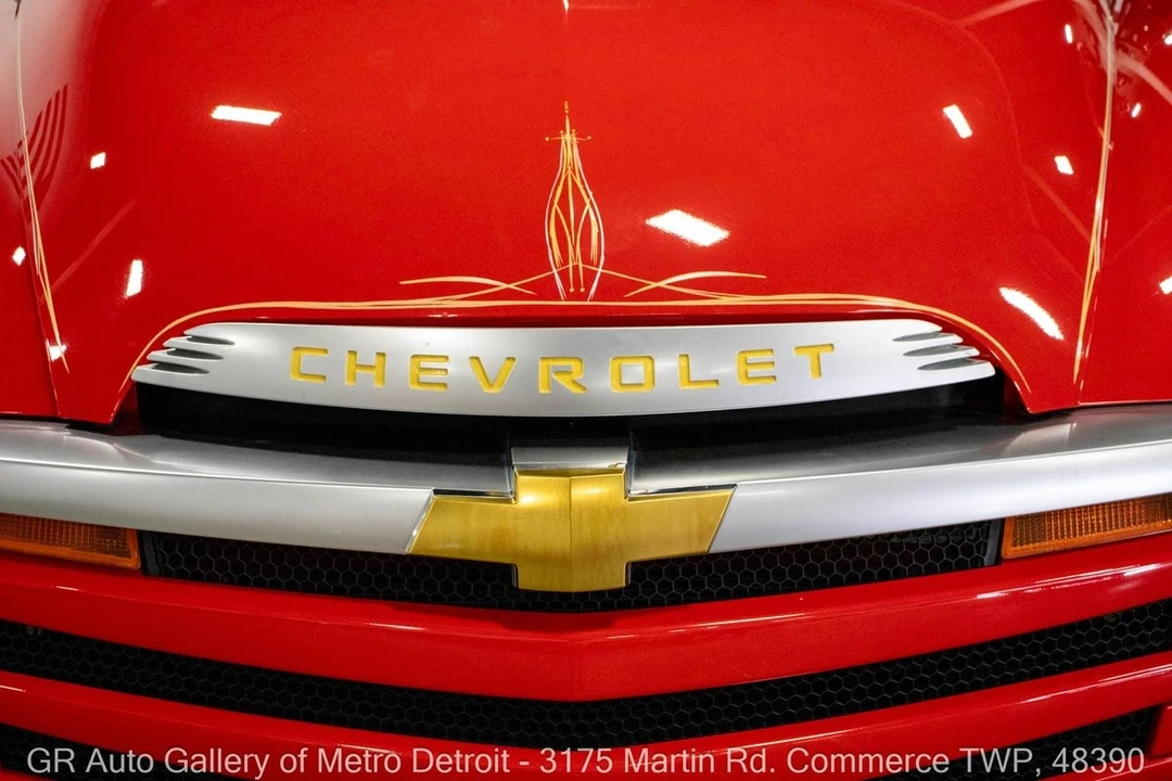 2004 Chevrolet SSR - Image 26 of 31