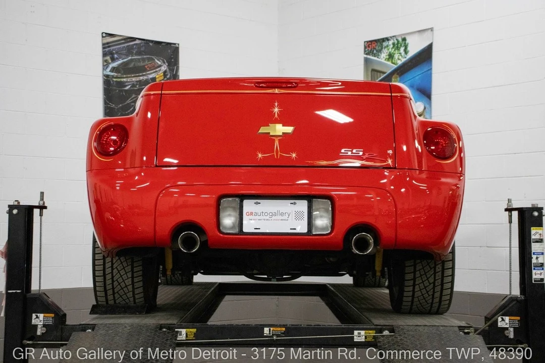 2004 Chevrolet SSR - Image 21 of 21