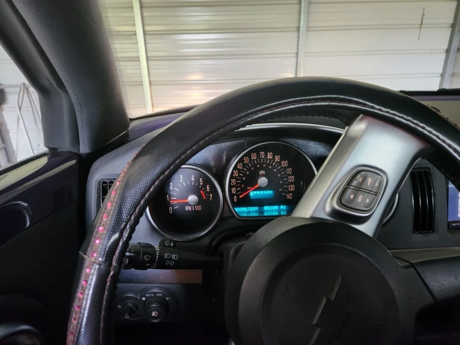 2004 Chevrolet SSR - Image 14 of 27