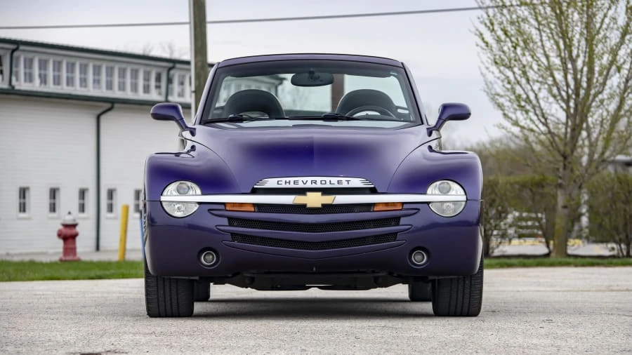 2004 Chevrolet SSR - Image 8 of 15