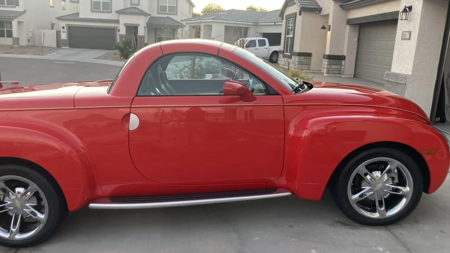 2004 Chevrolet SSR - Image 6 of 26
