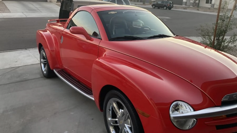 2004 Chevrolet SSR - Image 5 of 26