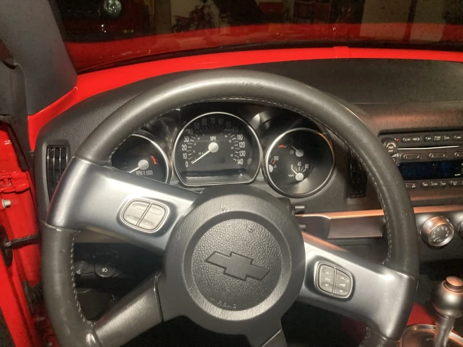 2004 Chevrolet SSR - Image 23 of 26