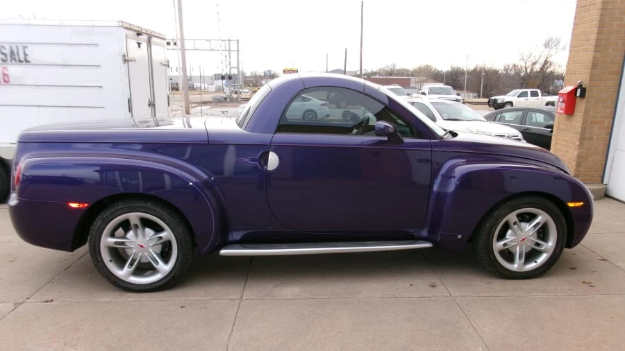 2004 Chevrolet SSR - Image 5 of 9