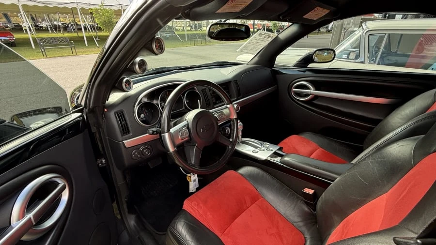 2004 Chevrolet SSR - Image 8 of 12