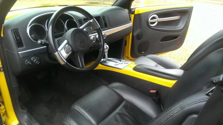 2004 Chevrolet SSR - Image 4 of 12