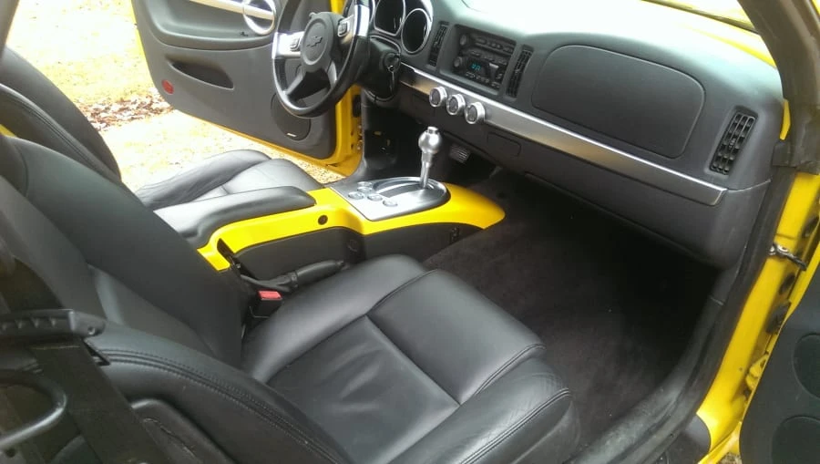2004 Chevrolet SSR - Image 6 of 12