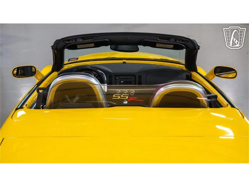 2004 Chevrolet SSR - Image 24 of 31