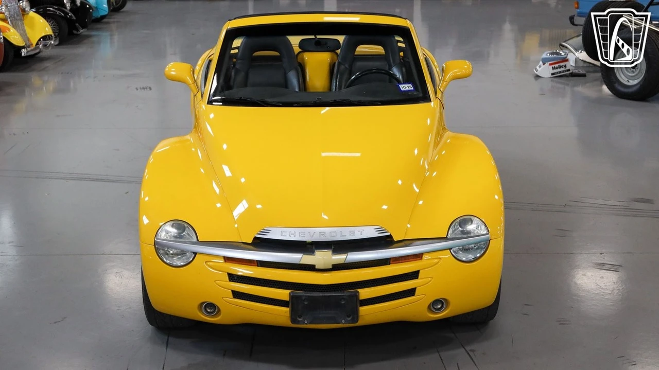 2004 Chevrolet SSR - Image 5 of 12