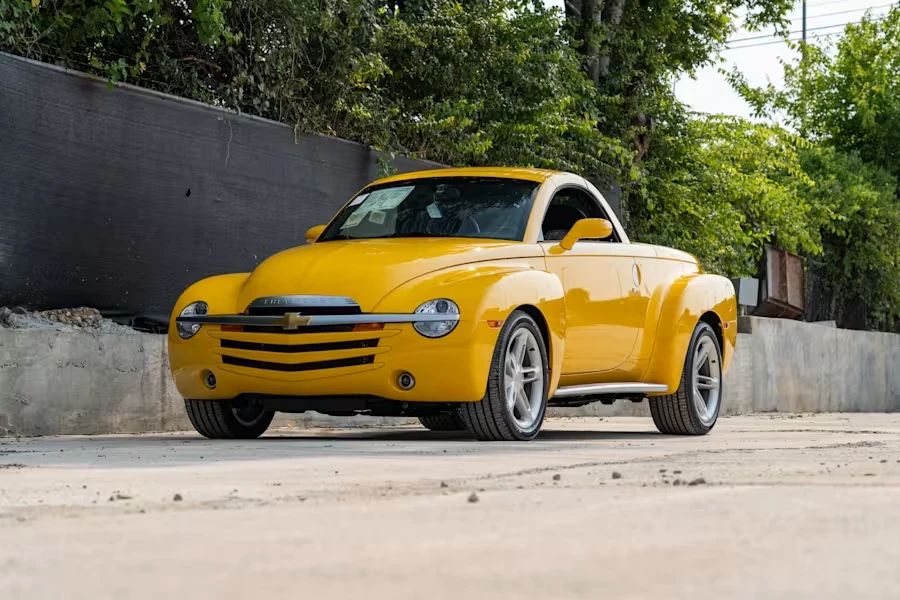 2004 Chevrolet SSR - Image 17 of 31