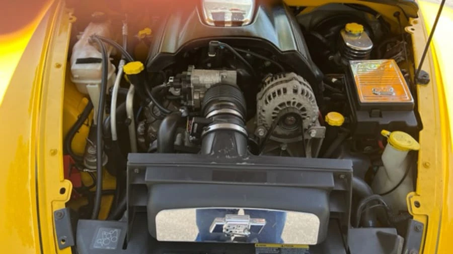 2004 Chevrolet SSR - Image 7 of 14