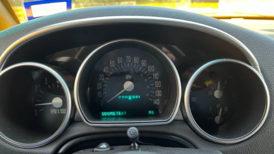 2004 Chevrolet SSR - Image 14 of 14