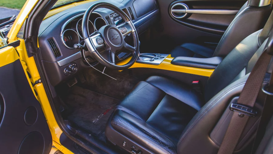 2004 Chevrolet SSR - Image 4 of 12