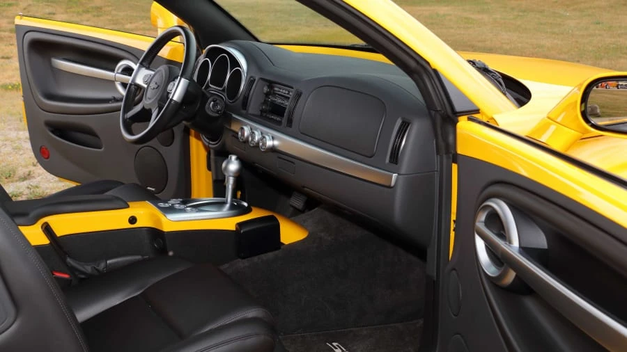 2004 Chevrolet SSR - Image 5 of 12