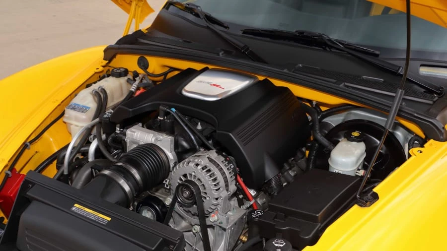 2004 Chevrolet SSR - Image 6 of 12