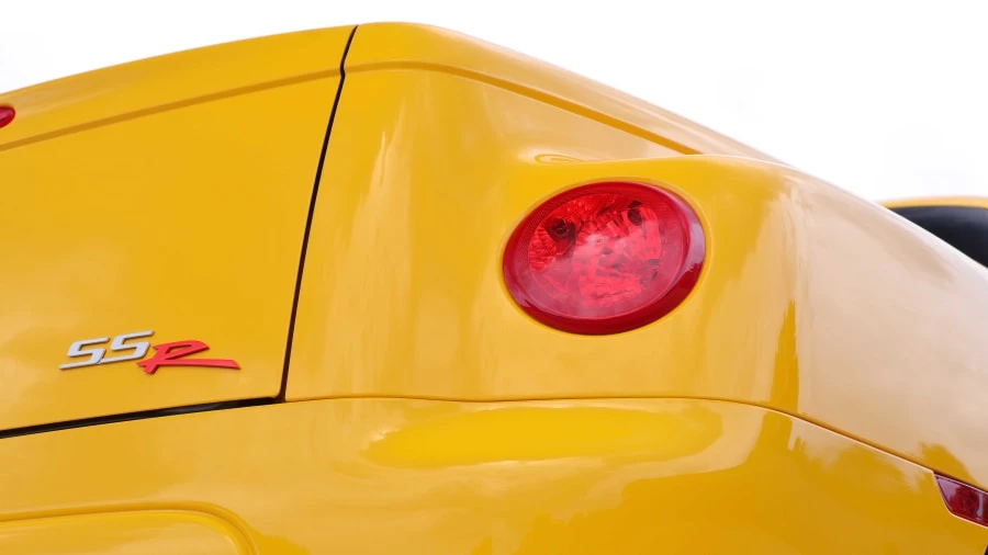 2004 Chevrolet SSR - Image 11 of 12