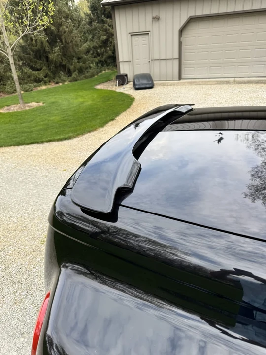 2004 Chevrolet SSR - Image 10 of 23