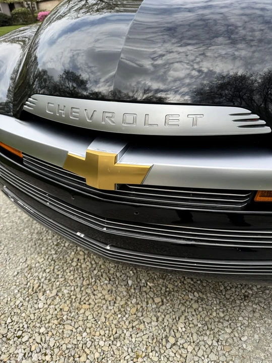 2004 Chevrolet SSR - Image 11 of 23