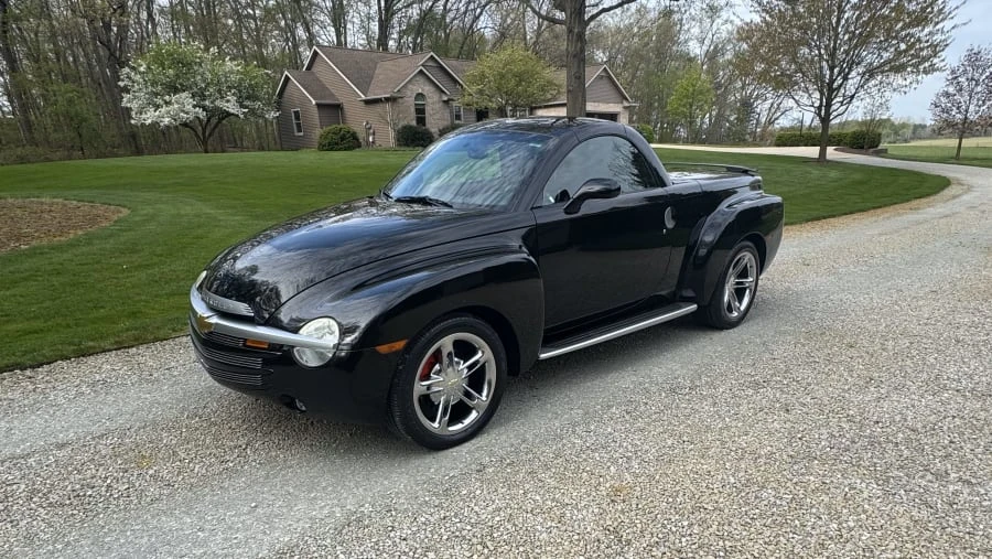 2004 Chevrolet SSR - Image 6 of 23