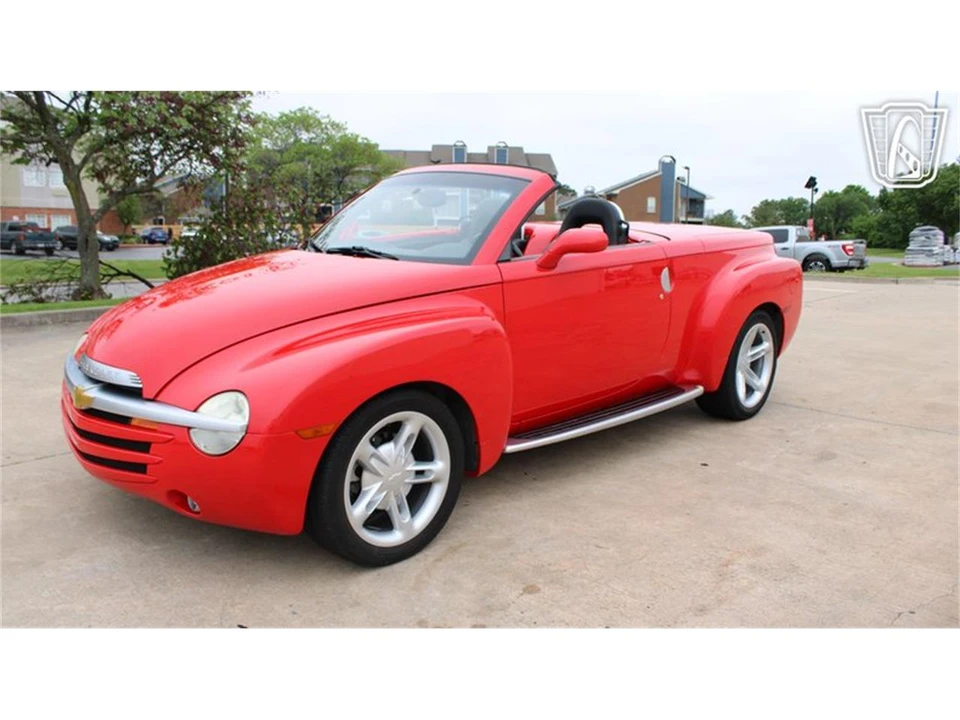 2004 Chevrolet SSR - Image 21 of 31
