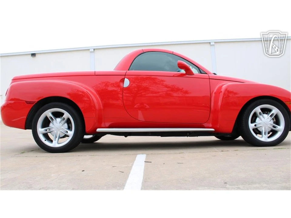 2004 Chevrolet SSR - Image 31 of 31