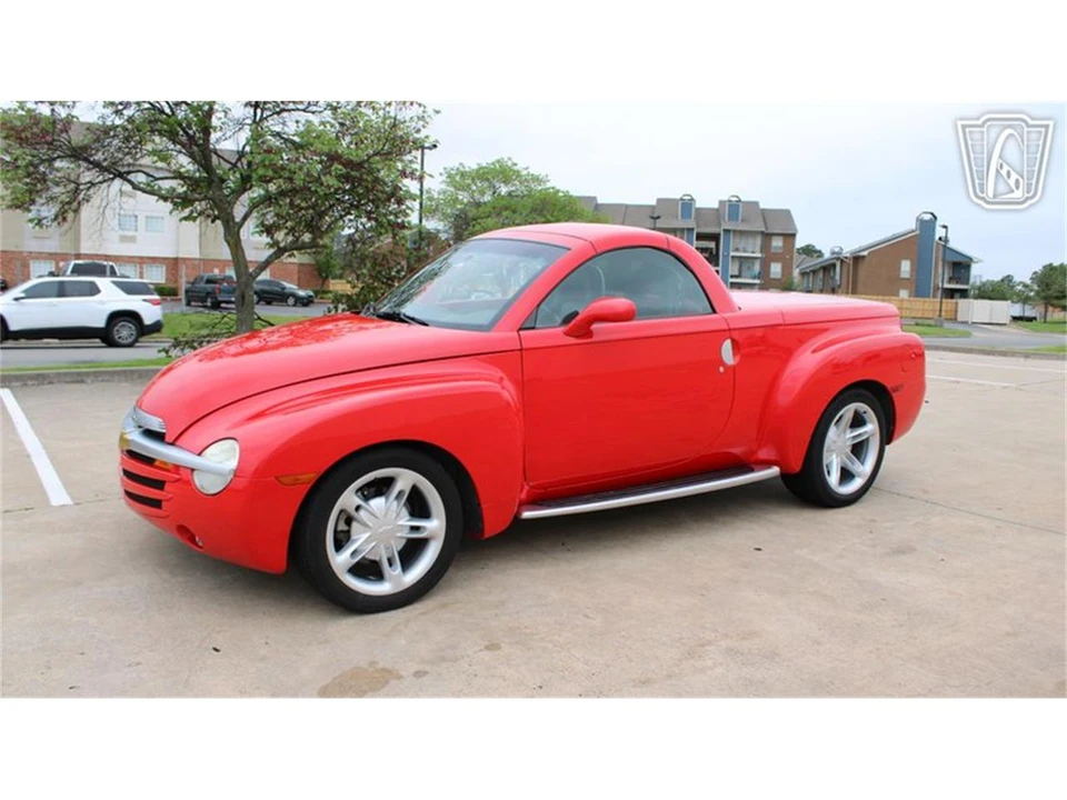 2004 Chevrolet SSR - Image 23 of 31