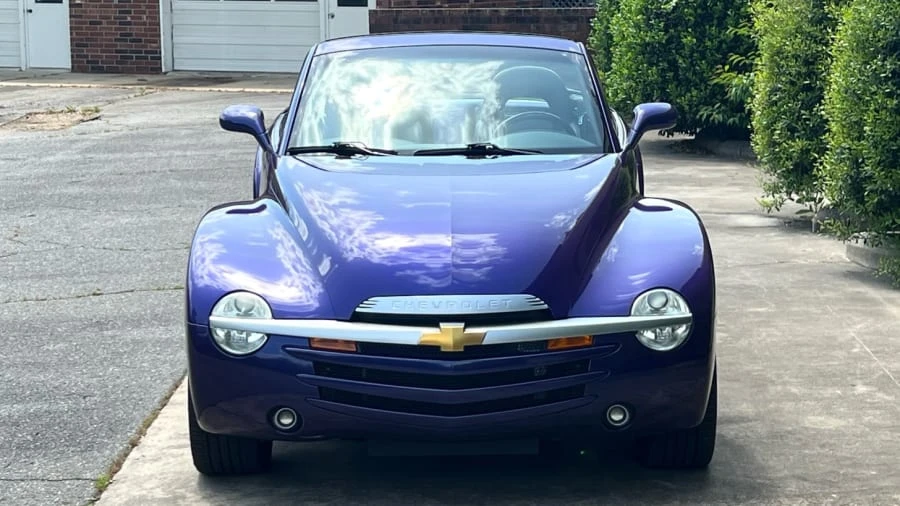 2004 Chevrolet SSR - Image 12 of 18