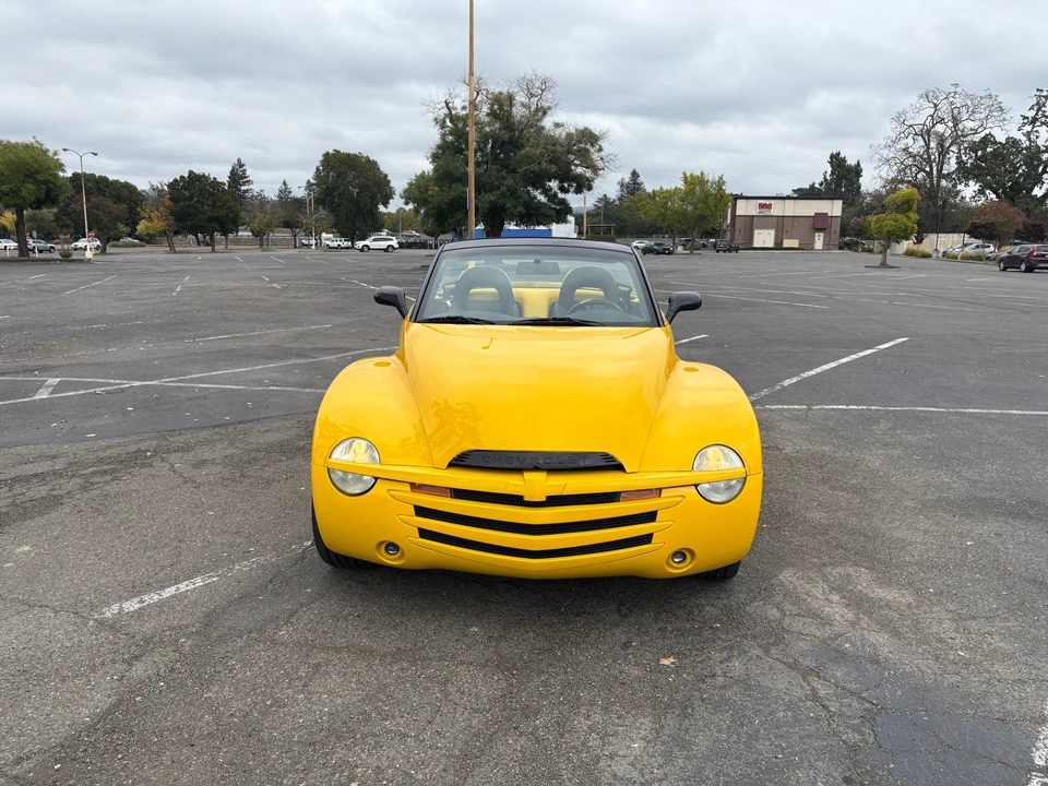 2004 Chevrolet SSR - Image 6 of 31