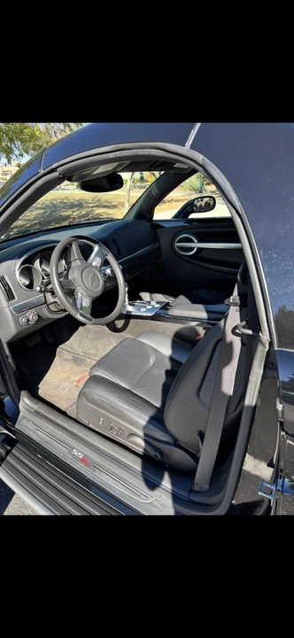 2004 Chevrolet SSR - Image 11 of 19