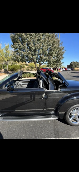 2004 Chevrolet SSR - Image 13 of 19