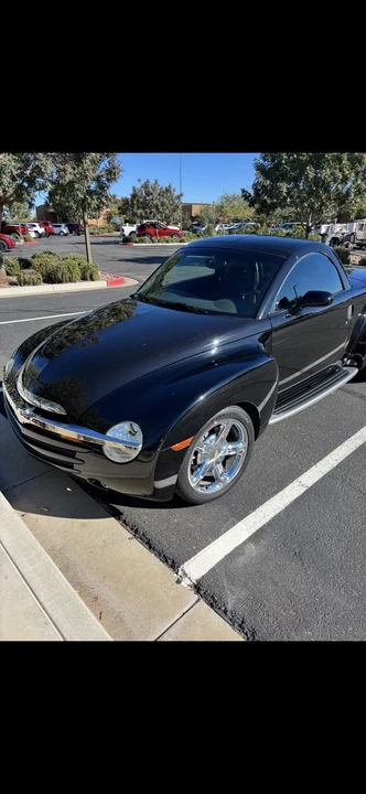 2004 Chevrolet SSR - Image 17 of 19