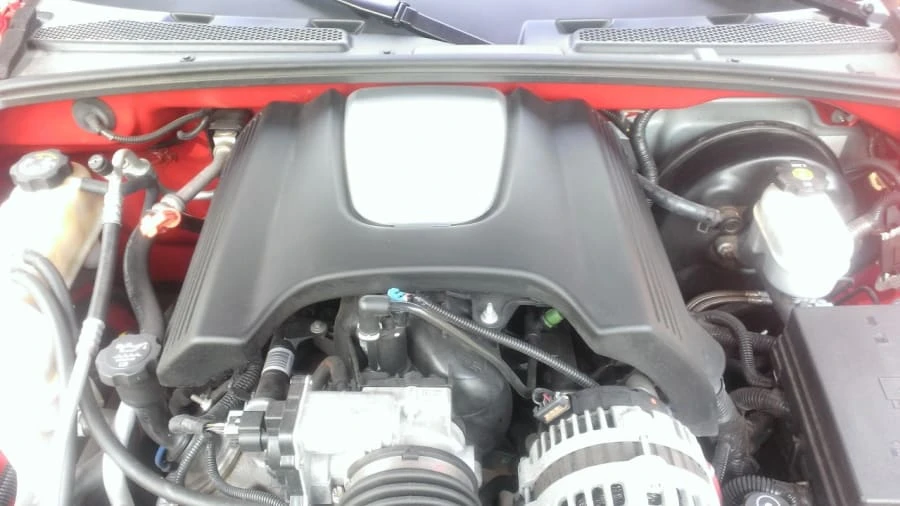 2004 Chevrolet SSR - Image 7 of 8