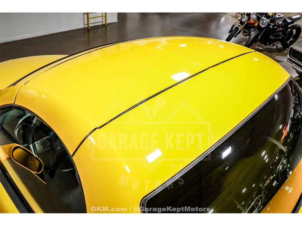 2004 Chevrolet SSR - Image 11 of 31