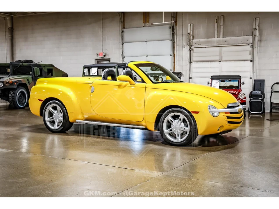 2004 Chevrolet SSR - Image 26 of 31
