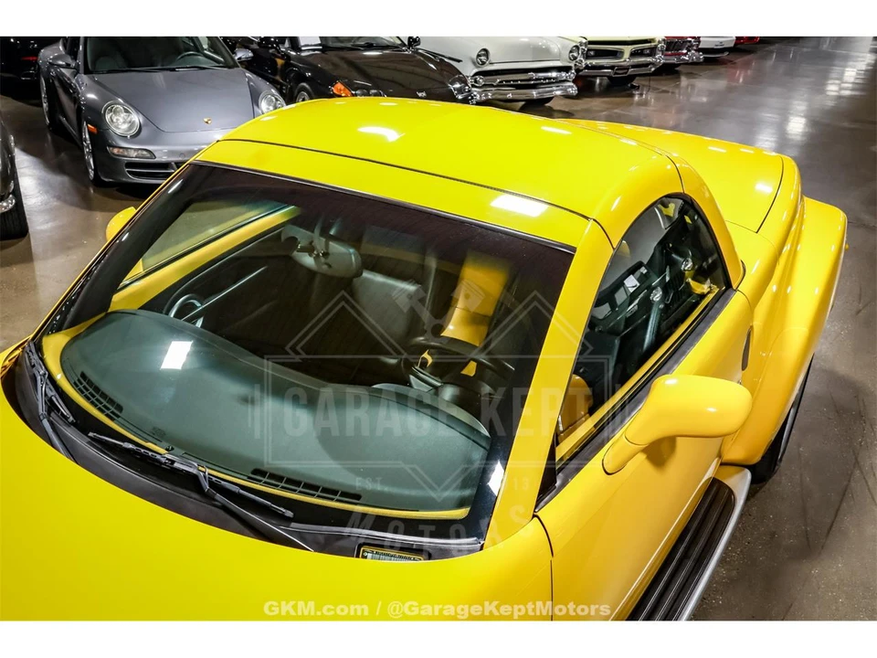 2004 Chevrolet SSR - Image 9 of 31