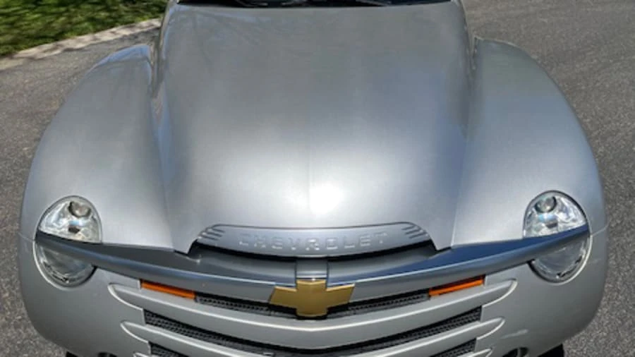 2004 Chevrolet SSR - Image 11 of 14