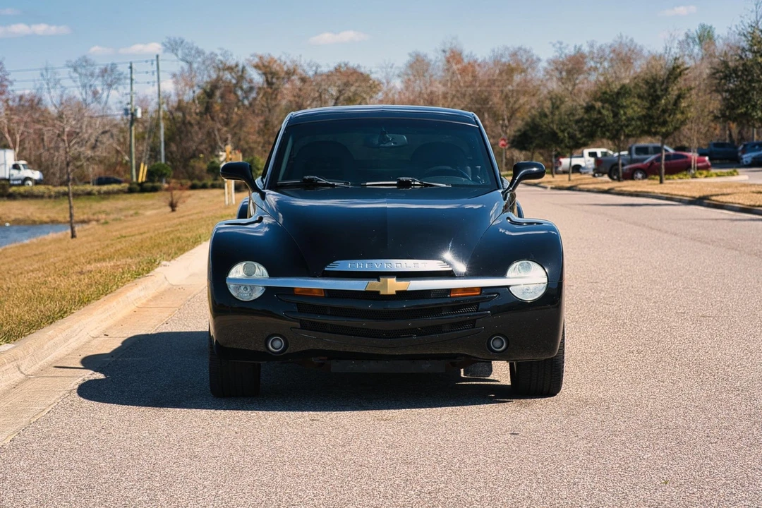 2004 Chevrolet SSR - Image 11 of 31