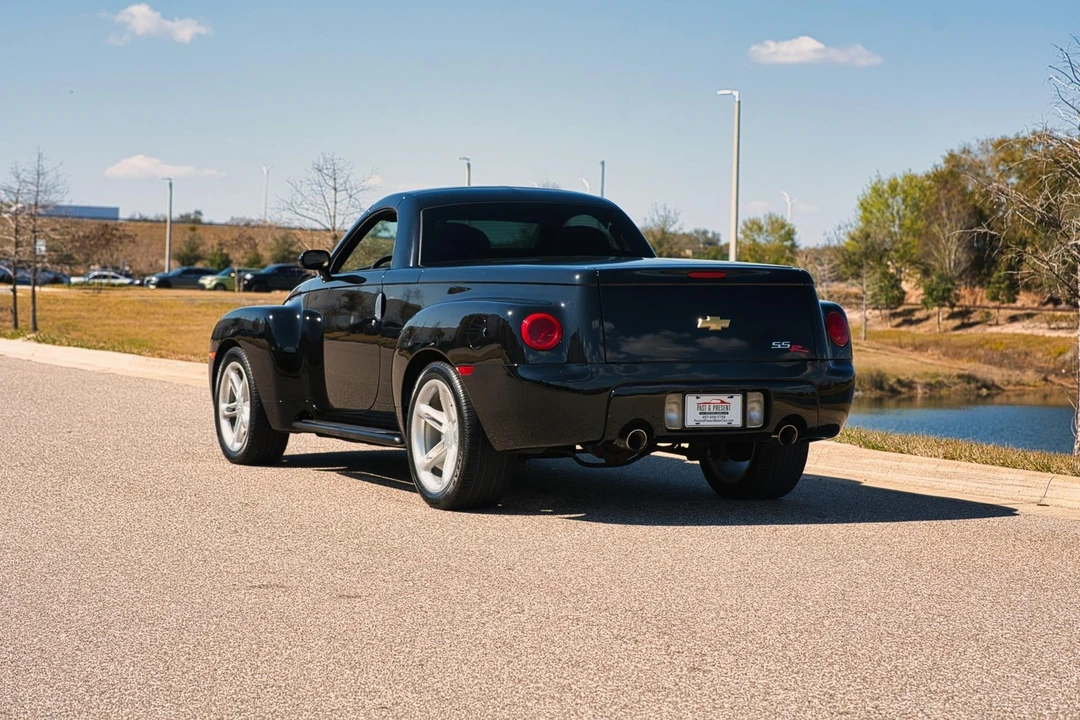 2004 Chevrolet SSR - Image 21 of 21
