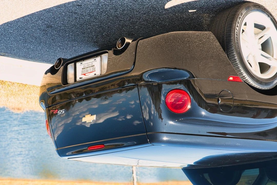 2004 Chevrolet SSR - Image 31 of 31