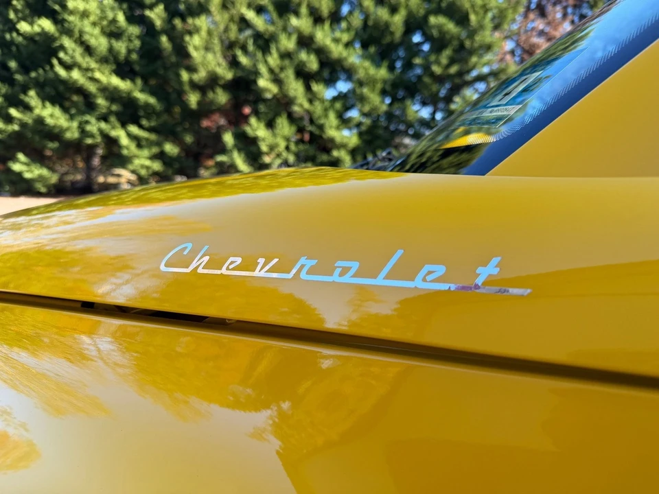 2004 Chevrolet SSR - Image 7 of 21